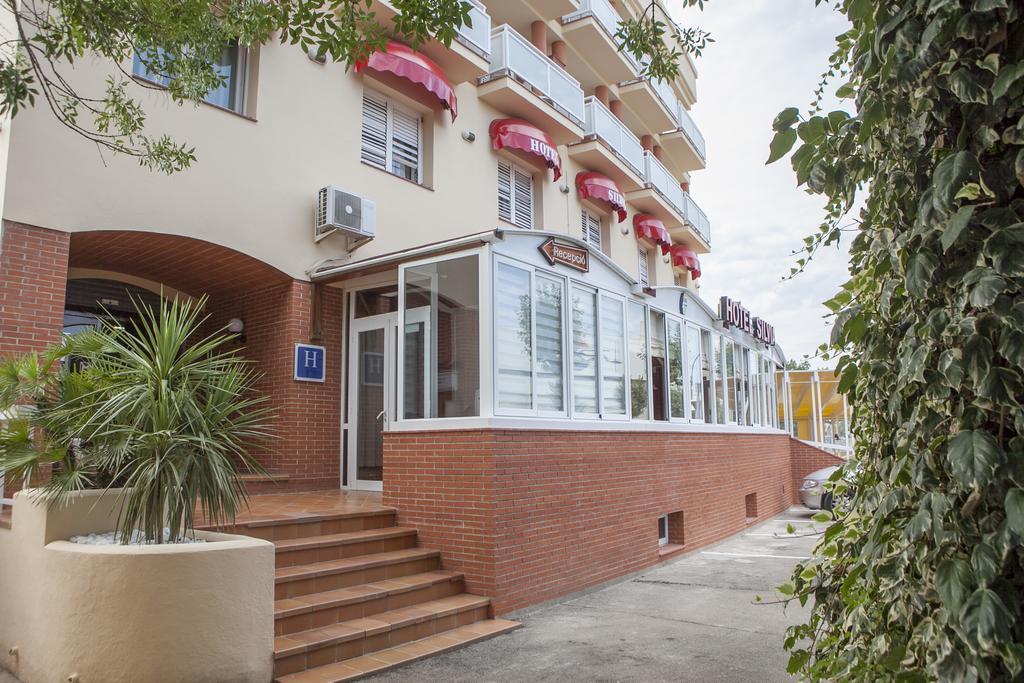 Hotel Silvia Эмпуриабрава Экстерьер фото