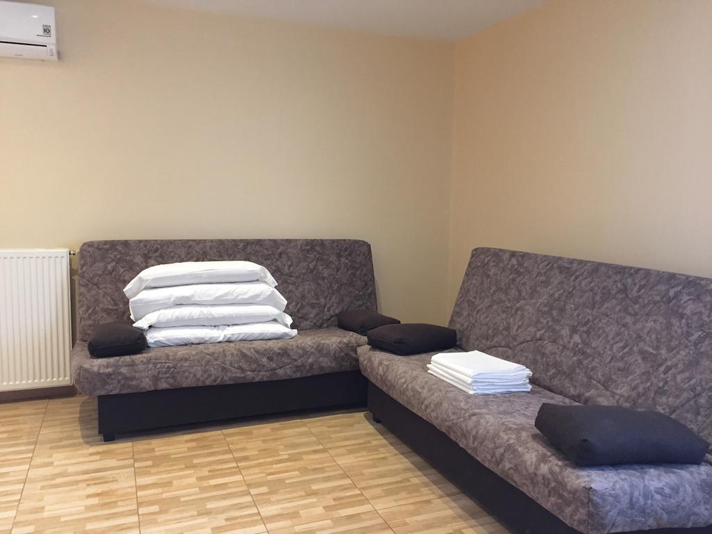 Hotel Silvia Эмпуриабрава Экстерьер фото
